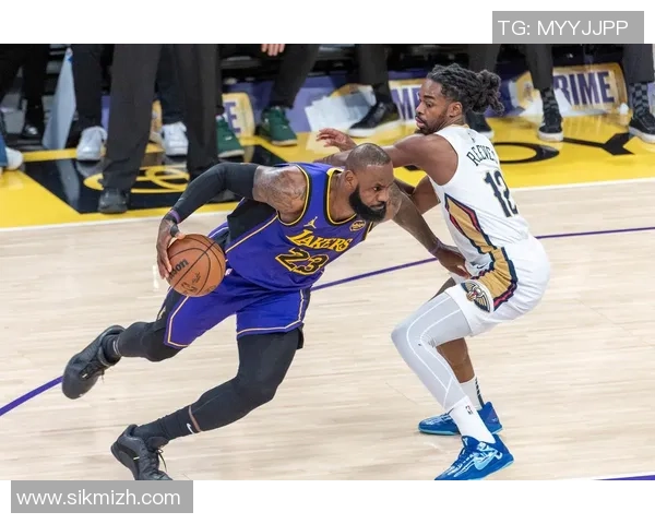 2018年NBA常规赛火箭队与鹈鹕队精彩对决回顾与分析